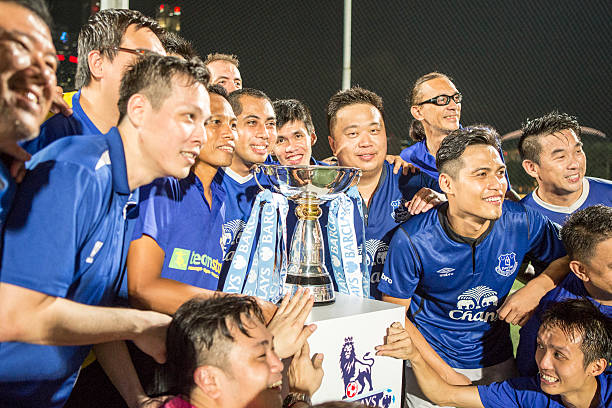 外首發登場 外首發登場