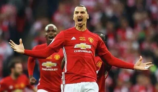 卡戴珊魔咒 卡戴珊魔咒